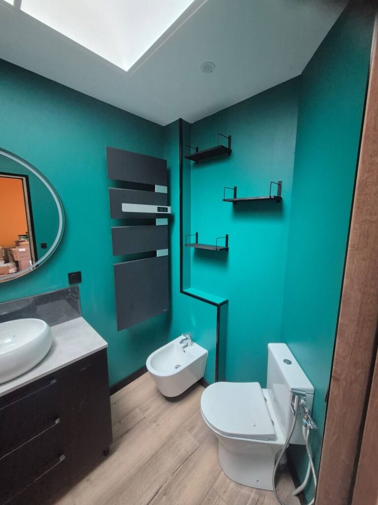 Rénovation de salle de bain contemporaine à Albert